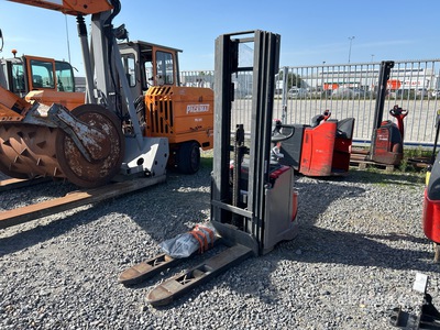 2016 BT SWE120 1200 kg 電動パレットジャッキ