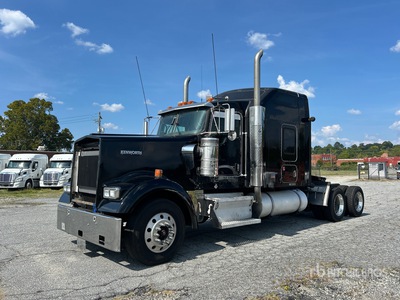 2006 Kenworth W900 6x4 T/A Sleeper Truck Tractor