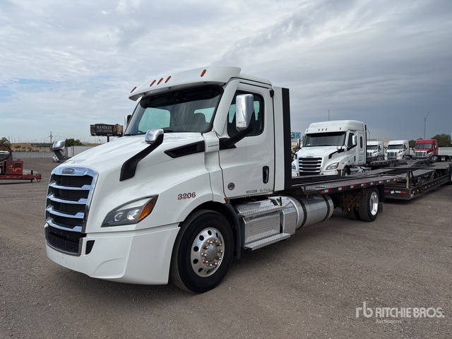 2024 Freightliner Cascadia 116