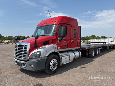 2018 Freightliner Cascadia 113 6x2 Camion transporteur de Voitures