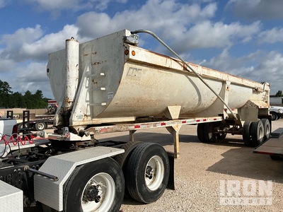 2006 Manac 31 ft 6 in T/A Demolition Remolque banera