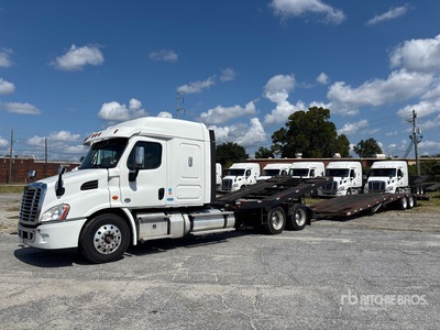 2020 Freightliner Cascadia 113 6x4 Sleeper Autotransporter