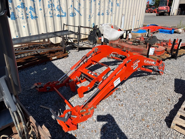 Kubota LA535 Front Loader Attachment