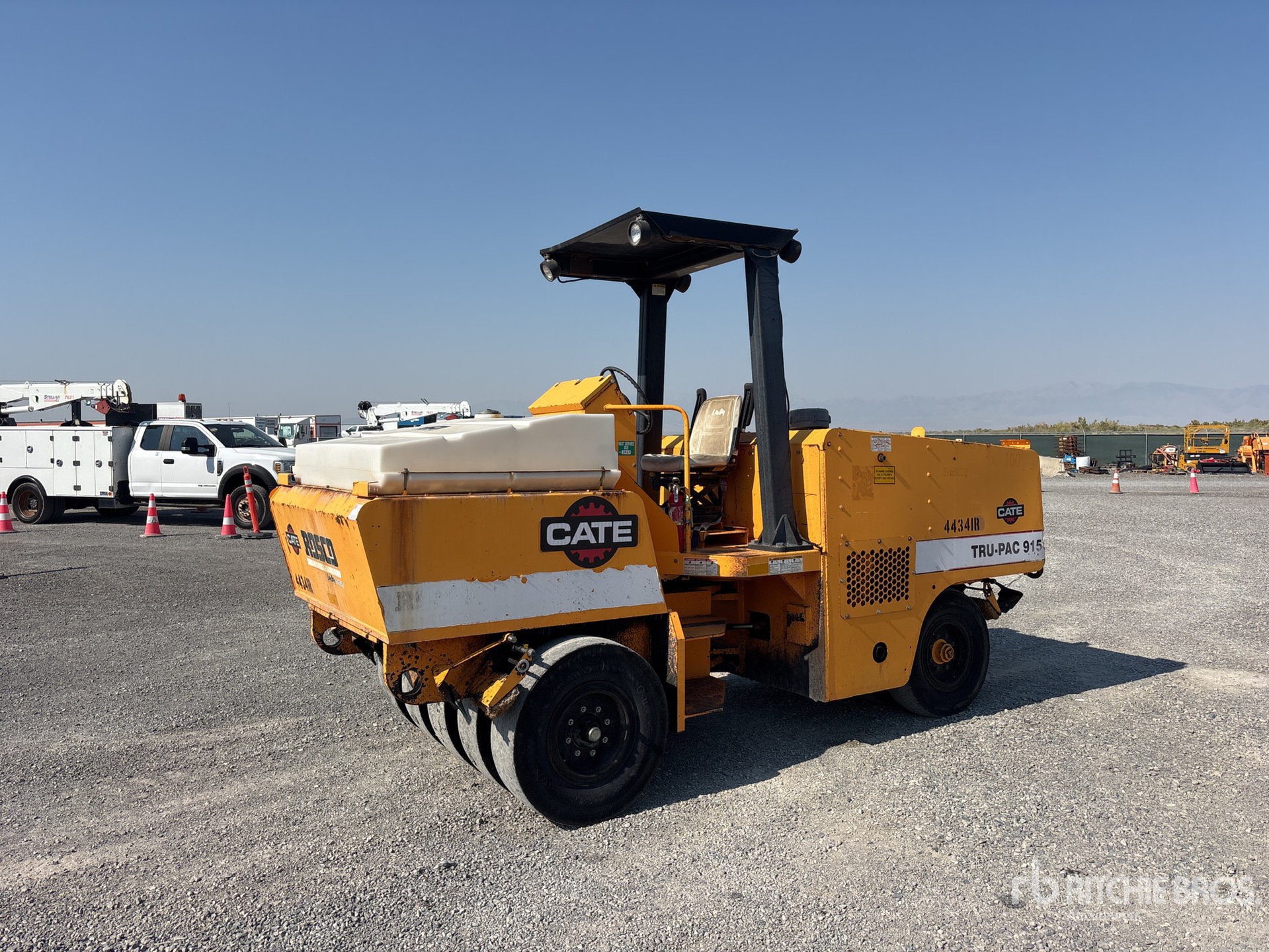 2005 Rosco Tru-Pac 915 9 Wheel Pneumatic Roller