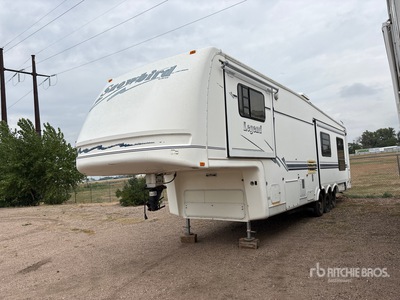 1998 NUWA Legend 36 ft Tri/A Reisaanhangwagen
