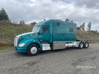 2015 Kenworth T680 6x4 T/A Sleeper Truck Tractor