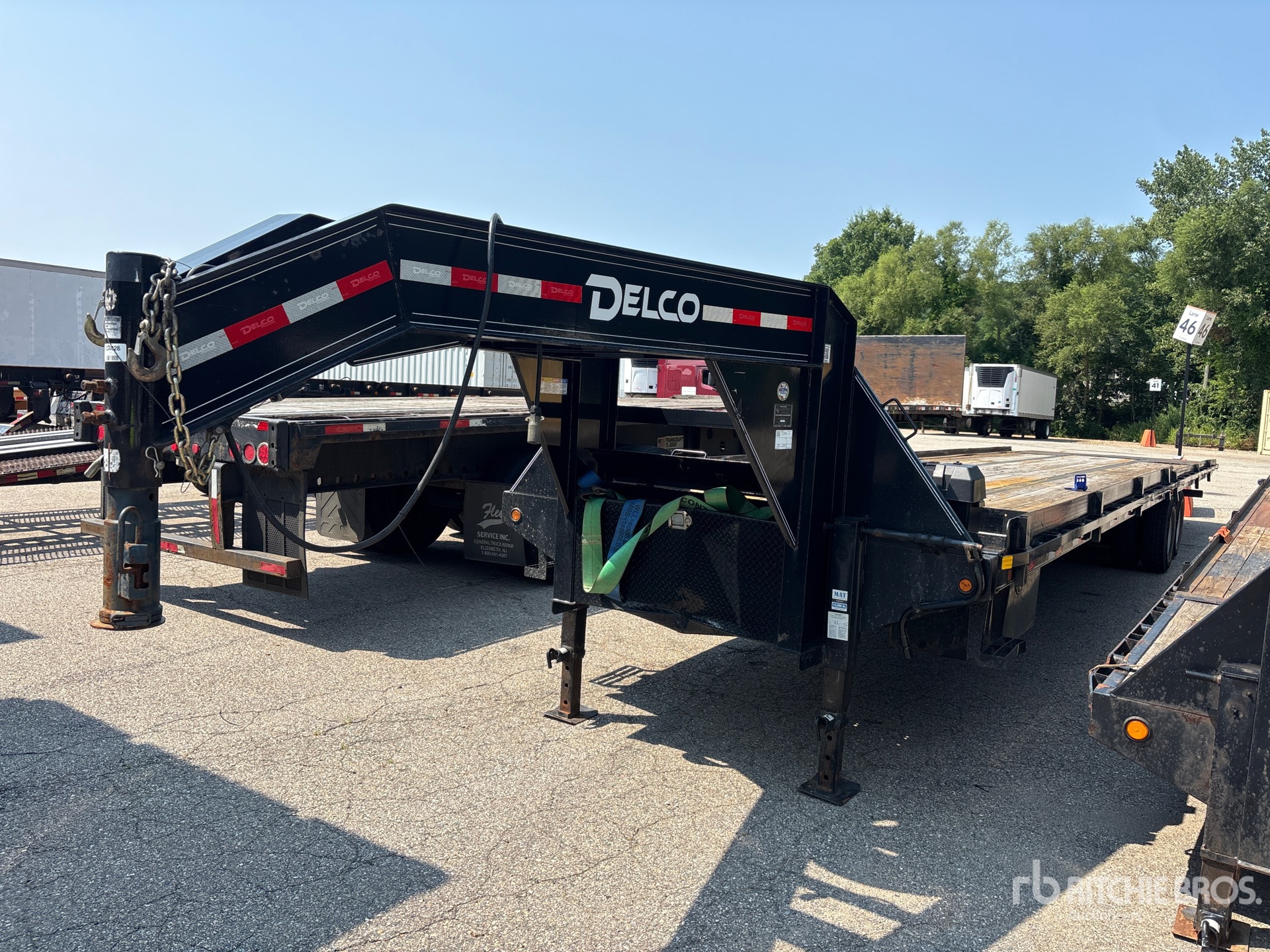 2024 Delco 14790 lb 40 ft T/A Gooseneck Tilt Deck Trailer