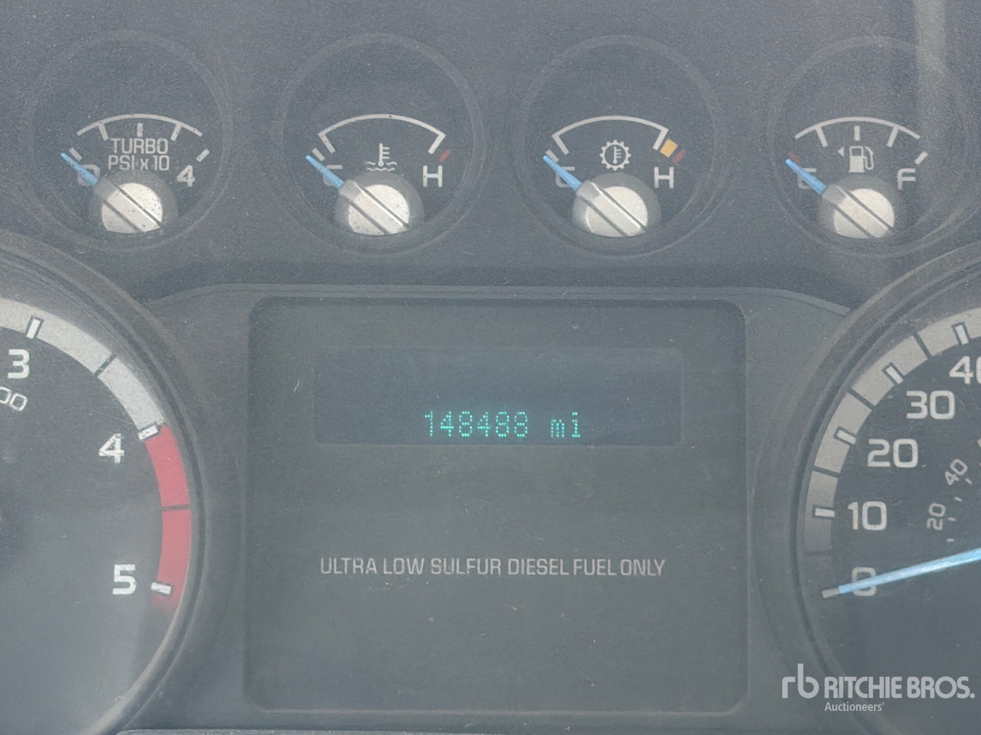 2015 Ford F-550 4x4 Flatbed Truck
