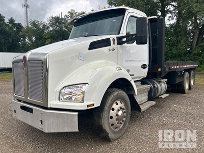 2016 Kenworth T880 T880 Wide Hood 6x4 Flatbed Truck