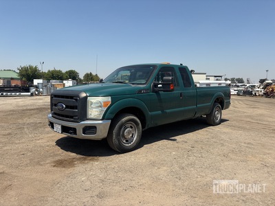 2013 Ford F-250 XL 4x2 Extended Cab Pickup