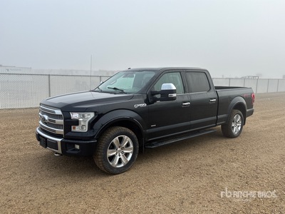 2017 Ford F-150 Platinum 4x4 Crew Cab Pickup