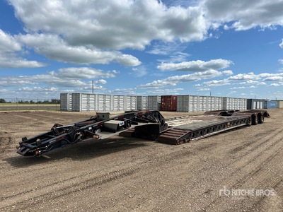 2016 Gerrys Tri/A Removable Gooseneck Lowboy Trailer