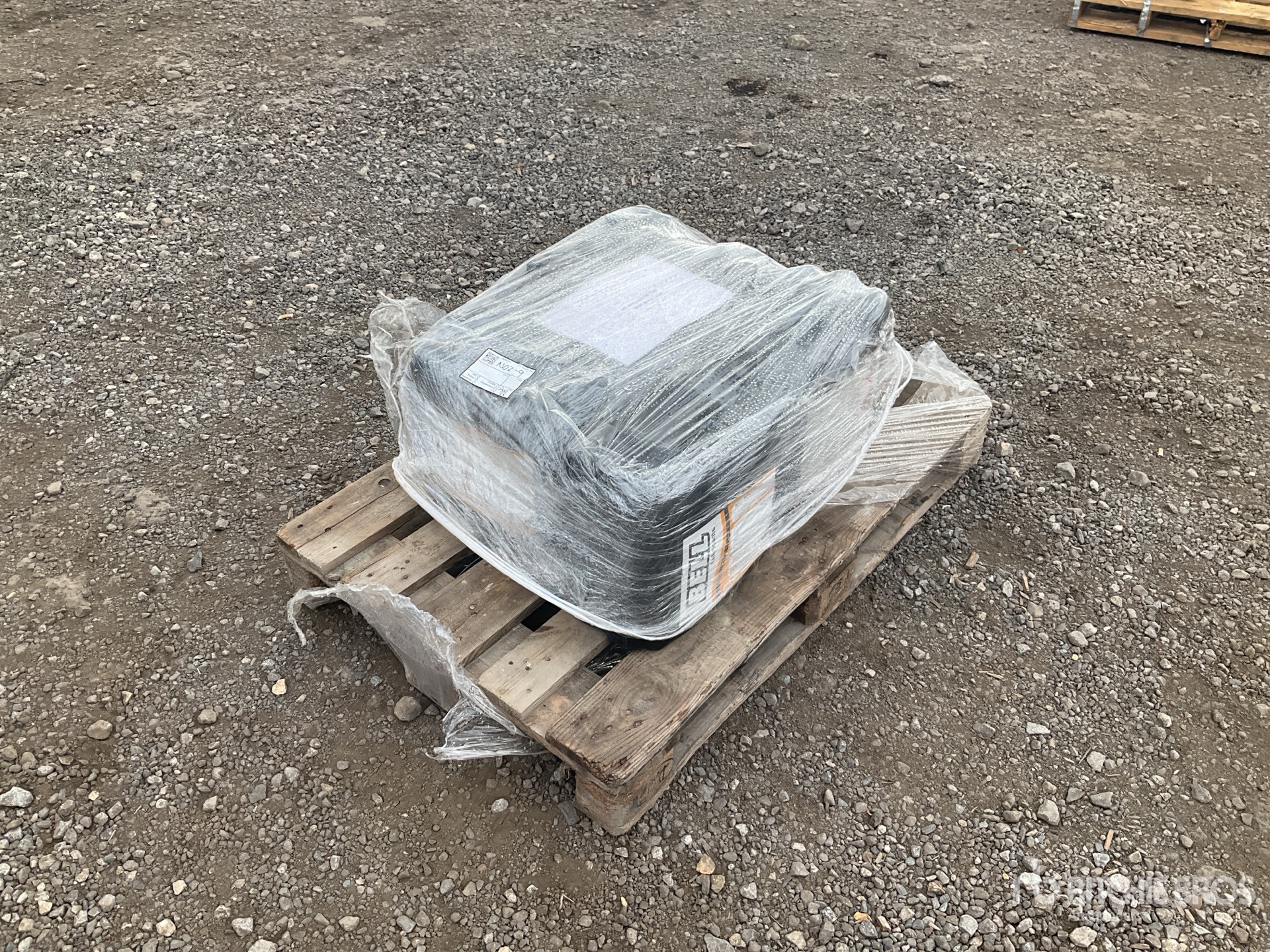 Quantity of (5) Bell Borate Oil 20 Litre