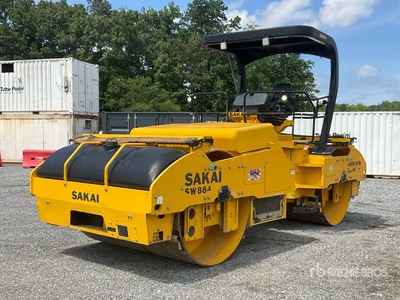 2021 Sakai SW884 Compacteur  double bille