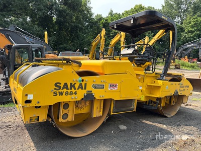 2021 Sakai SW884 Rodillo Tándem