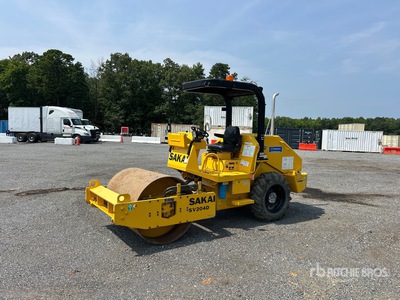 2022 Sakai SV204D Rullo vibrante ferro gomma
