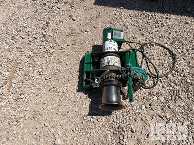 Greenlee 6906 Electric Air Tugger