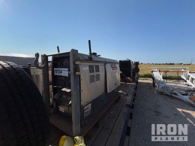 Lincoln Electric Vantage 300 Skid-Mounted Stick Engine Driven Welder