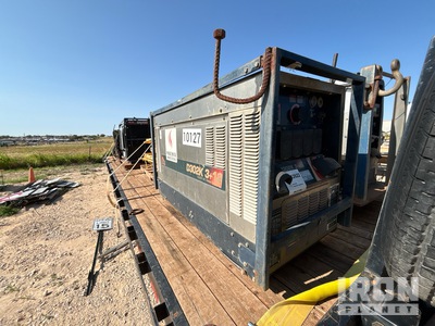 Miller D302K 400 A Skid-Mounted Stick Engine Driven Welder
