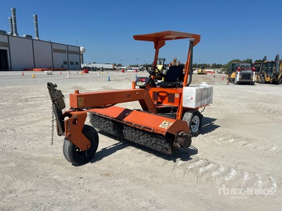 2014 Lay-Mor SM300 Balai automoteur