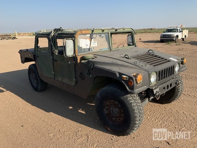 1993 AM General M998 HMMWV 4 Door Soft Top w/Truck Body