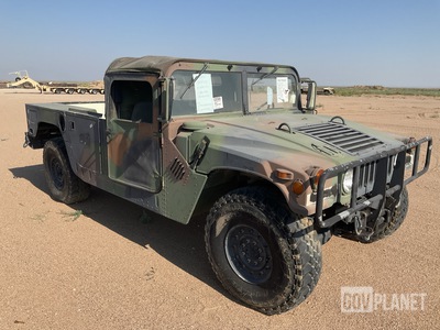 2000 AM General M1097A2 HMMWV 2 Door Soft Top w/Truck Body