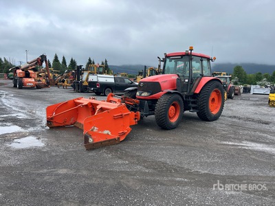 2012 Kubota M135X Tracteur agricole 4WD