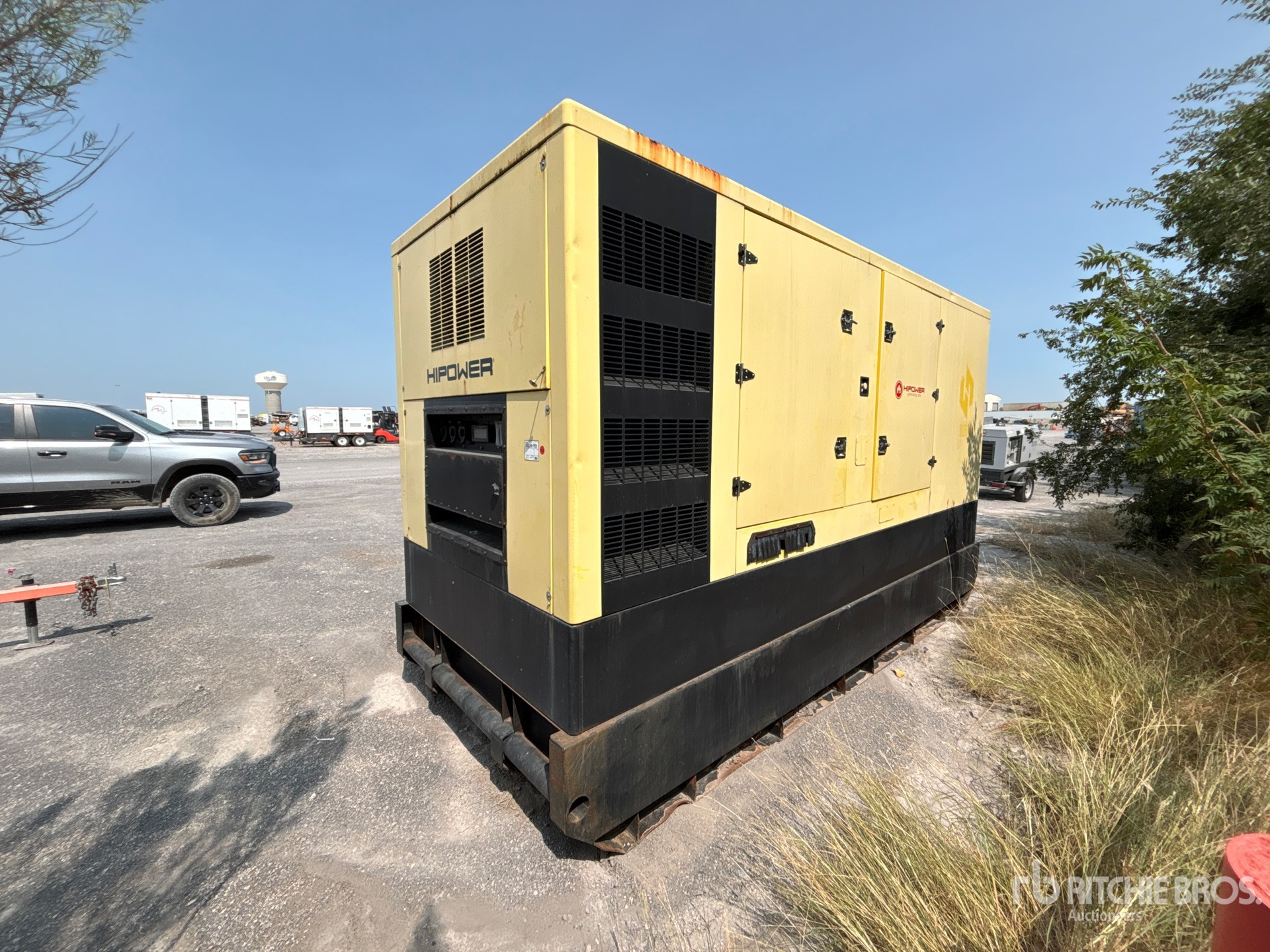 2011 HiPower HRJW-460 461 kVA Skid-Mounted Generator Set