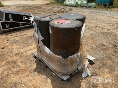 (3) Federal Reality Investment Company C2236014 Fuel Tanks