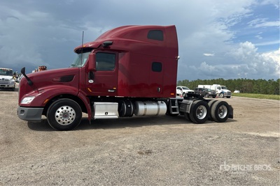 2019 Peterbilt 579 6x4 Ciągnik siodłowy T/A z kabiną sypialną
