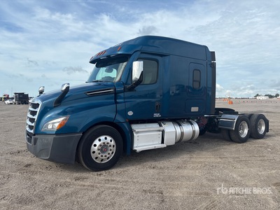 2020 Freightliner Cascadia 126 6x4 T/A Sleeper Truck Tractor