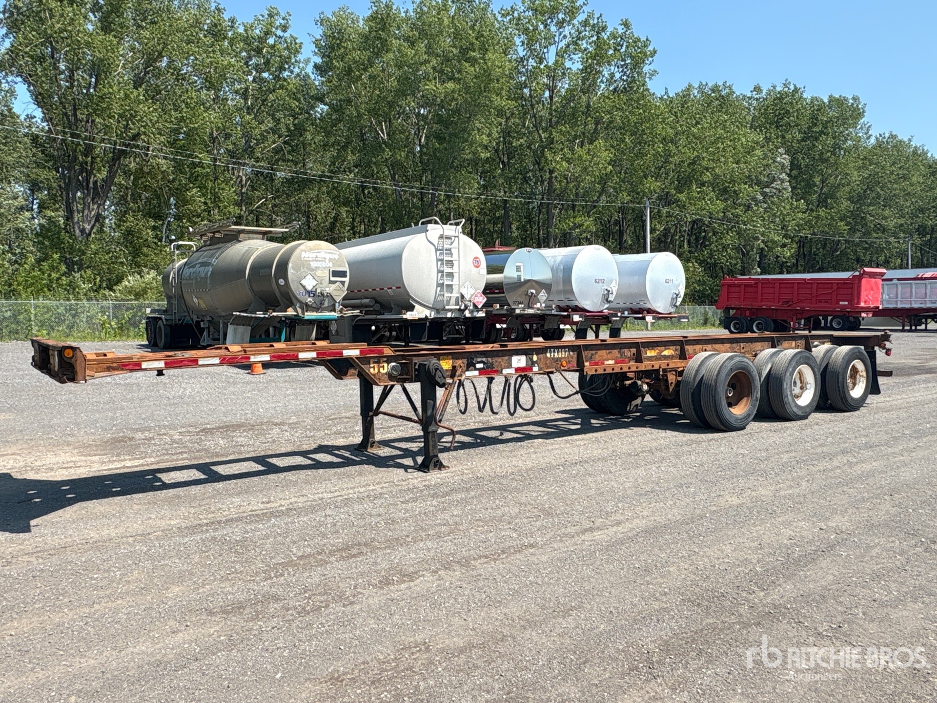 2005 Max Atlas 714 53 ft Tri/A Extendable Container Trailer