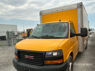 2019 GMC Savana 4x2 Camion fourgon