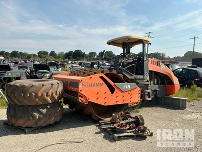 2016 Hamm H12IP Vibratory Plate Compactor