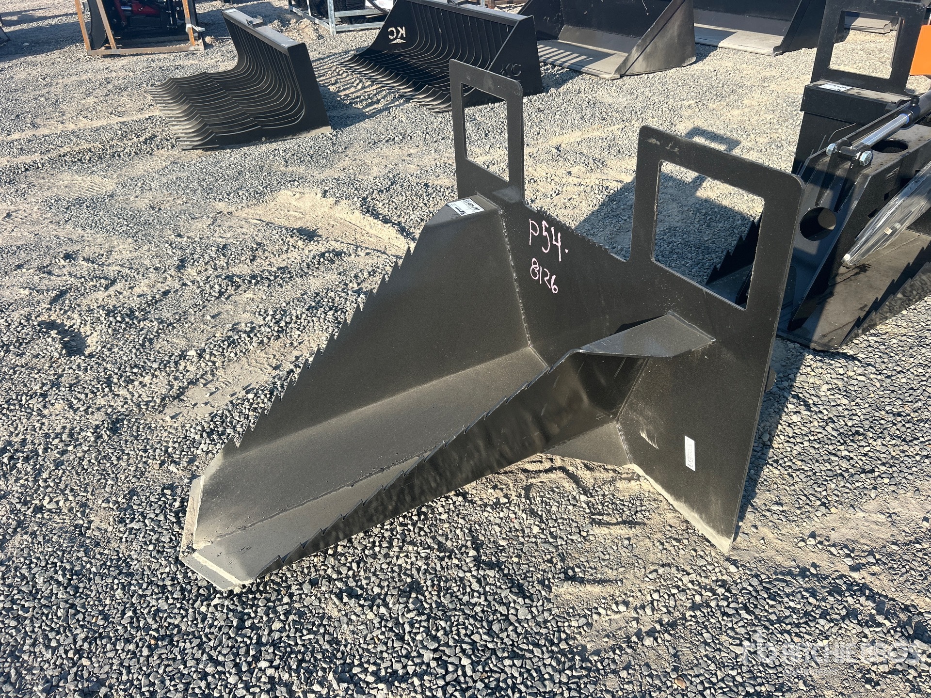 2025 Kit Containers QT-TS-40 Stump Skid Steer Bucket (Unused)