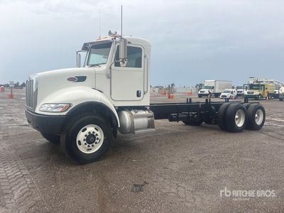 2012 Peterbilt 348 6x4 Kabina i podwozie