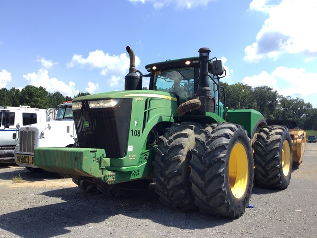 2016 John Deere 9570R Scraper Special Scraper Tractor 2016 John Deere 9570R Scraper Special Scraper Tractor