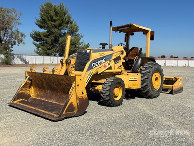 2004 John Deere 210LE 4x4 Chargeuse paysagisme