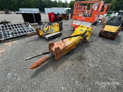 2014 Atlas Copco HB 3100 116 in Hydraulic Breaker