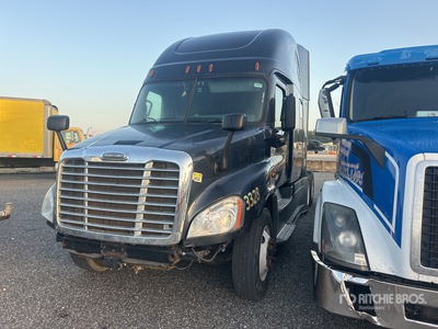2018 Freightliner Cascadia 125 6x4 T/A Sleeper Truck Tractor (Inoperable)