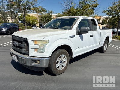2015 Ford F-150 XL 4x2 Extended Cab بيك اب