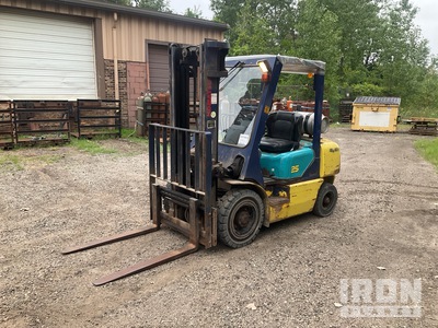 2012 Komatsu D30410495 4650 lb Pneumatic Tire Gabelstapler