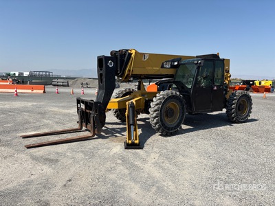 2013 Cat TL1055C Chariot élévateur télescopique