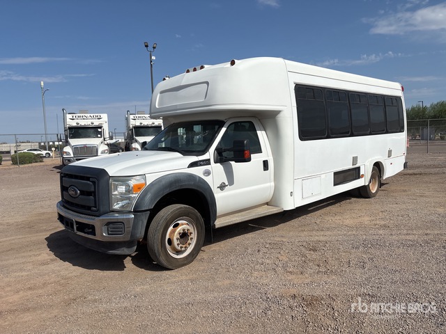 2012 Ford F-550 4x2 24-Seat Bus
