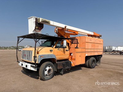 1999 350 lb Knuckle Boom on 1999 GMC C7500 4x2 Boom Truck