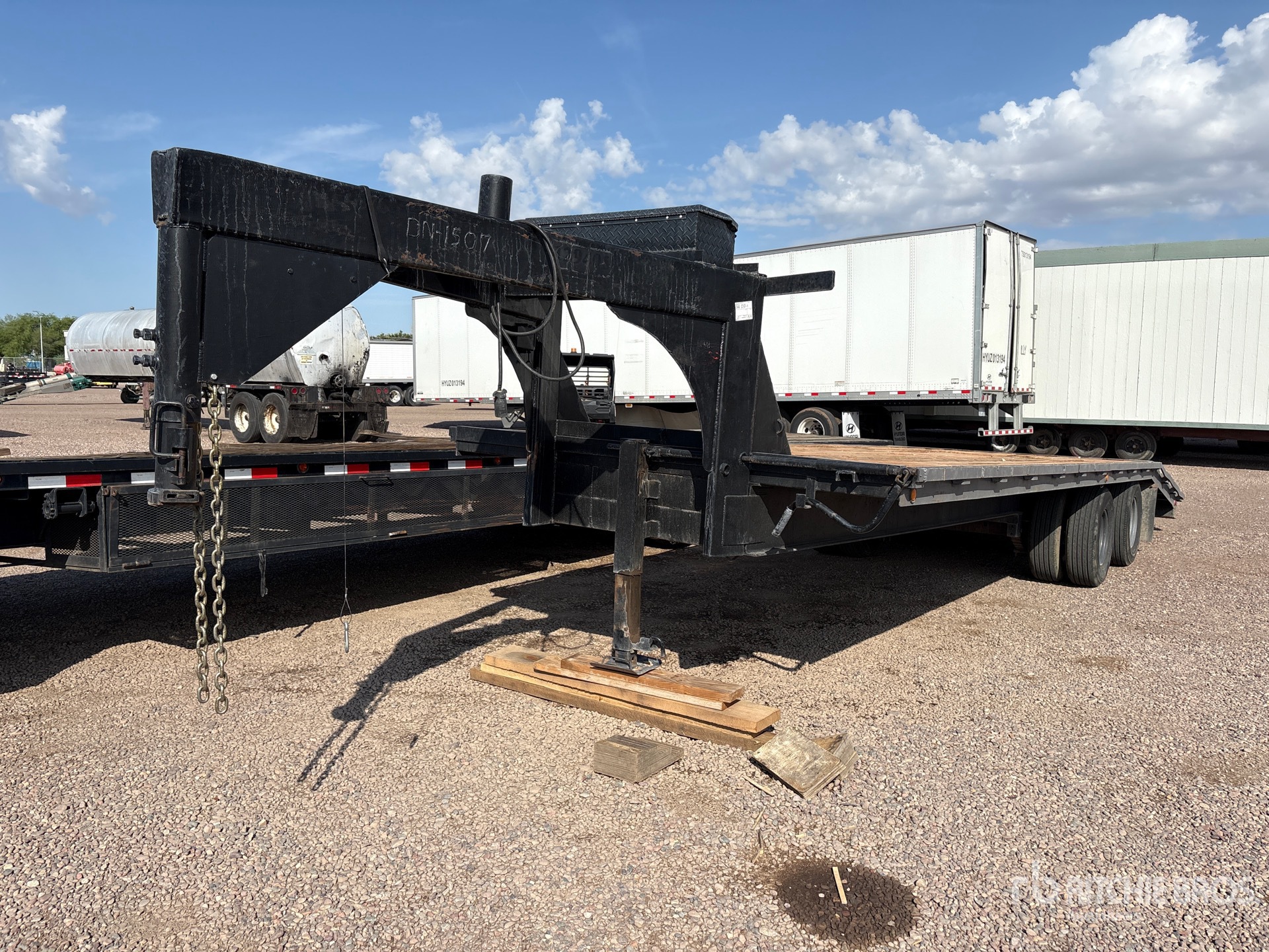 1988 OTHR 20 ft T/A Gooseneck UT Trailer Equipment Trailer