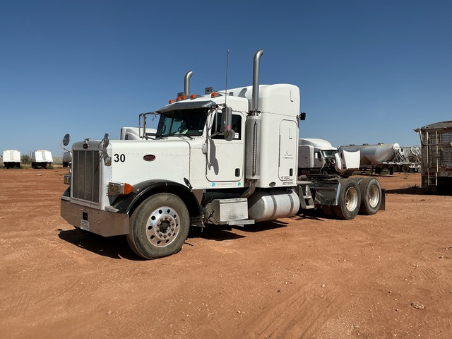 2007 Peterbilt 379 6x4 T/A Sleeper Truck Tractor 2007 Peterbilt 379 6x4 T/A Sleeper Truck Tractor