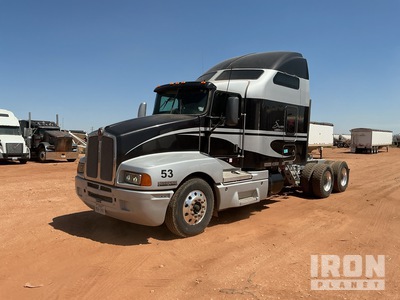 2005 Kenworth T600 6x4 تراكتور شاحنة كابينة النوم (ثنائية المحور)