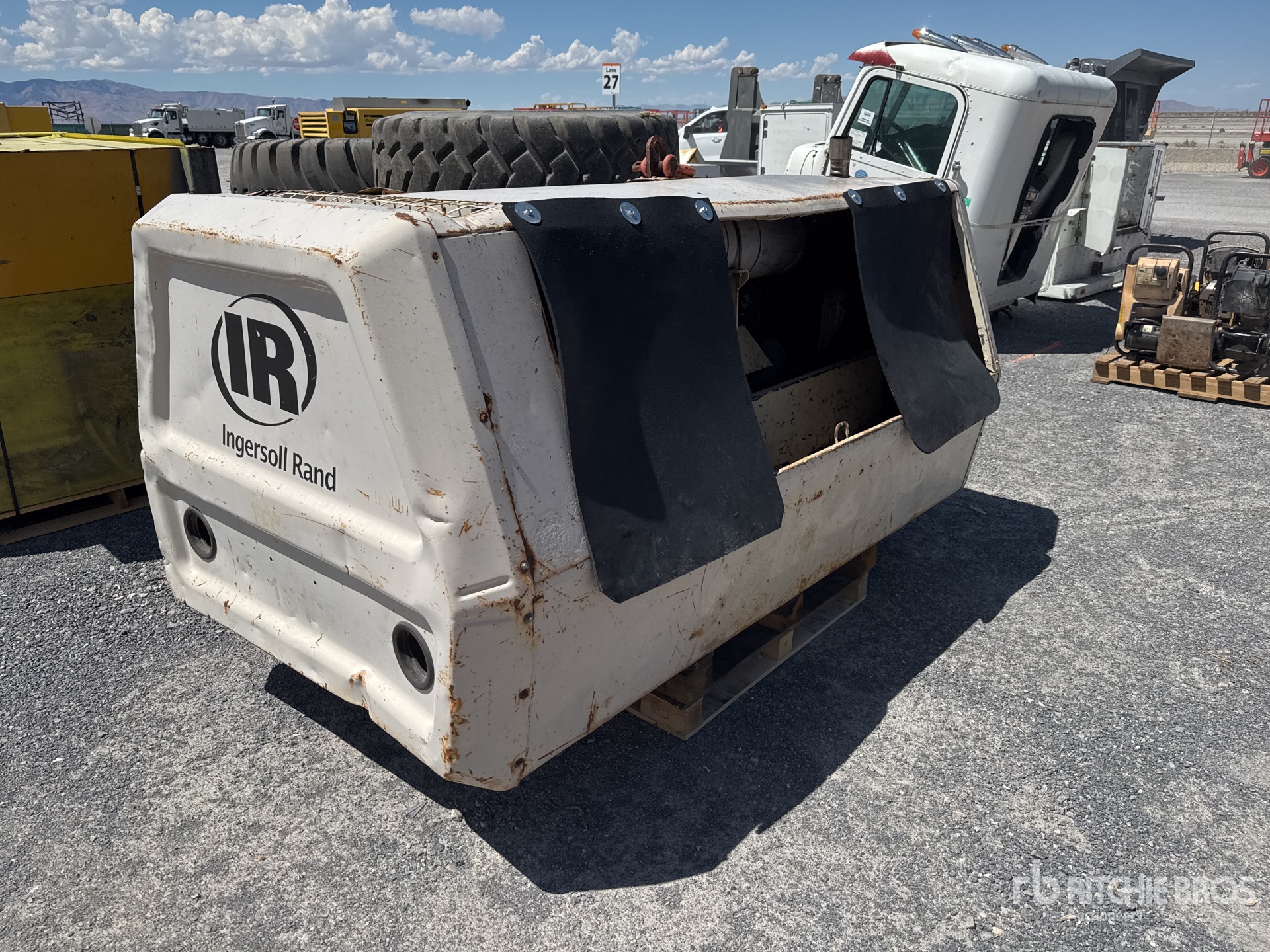 1993 Ingersoll Rand P-185 185 cfm Skid-Mounted Air Compressor