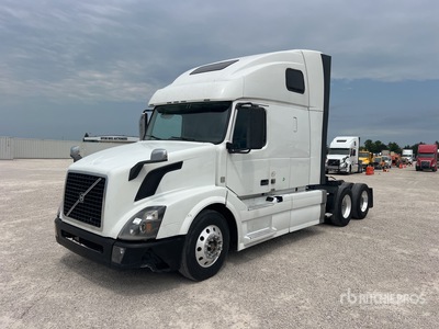 Volvo ACL 6x2 Sleeper Prime Mover
